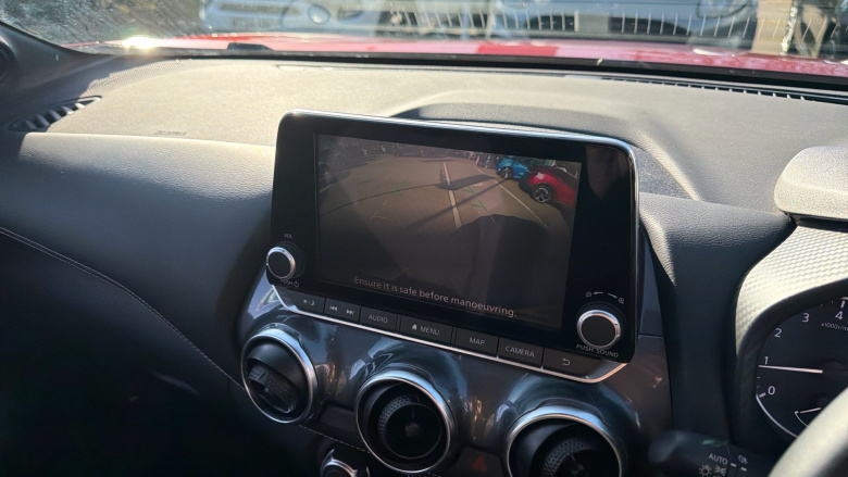 Nissan Juke 1.0 DiG-T 114 N-Connecta 5dr Petrol Hatchback